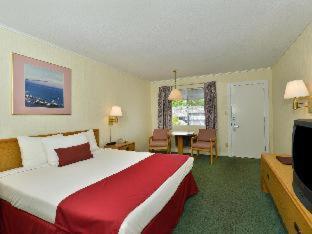 Travelodge By Wyndham Mackinaw City Ruang foto