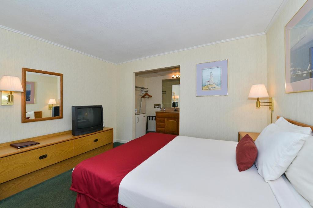 Travelodge By Wyndham Mackinaw City Ruang foto